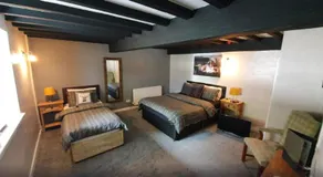 Fairy Falls Hotel - Image 2