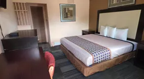 Greenway Motel - Image 3
