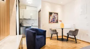 Nicholas Point Apartments and Rooms - Image 4
