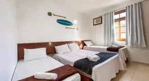Apto 1 quarto, frente a praia de Taperpuã, condomínio com Piscina, atravessou a rua está na praia - Image 2