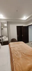 Shimla Cliff Castle Apartment - Image 3