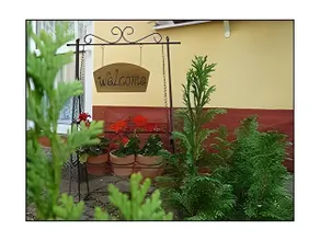 Gasthaus & Pension Zum Hirsch - Image 2