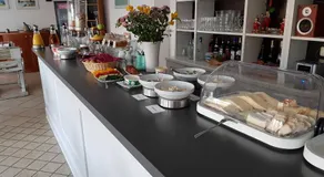 Das kleine Hotel auf Mönchgut - Image 2
