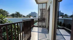 Luxury Villa by the sea - Image 3