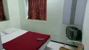 The New Metro Guest House - Image 2