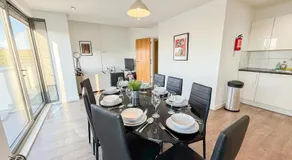 Contemporary Apartments with Private Balconies in Hoxton near Shoreditch, Old Street, Islington by Staylio London - Image 4