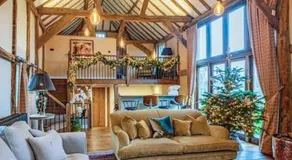 Luxury Farm House with Heated Pool & Jacuzzi - Image 2