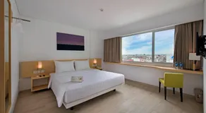 Whiz Prime Hotel Sudirman Pekanbaru - Image 2