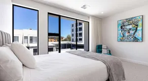 Townhouse on Tod Glenelg North - Image 2
