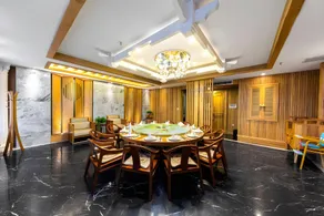 Wu Zhong Dinghong Hotel - Image 3