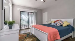 Comanche Trail Guest House - Image 2
