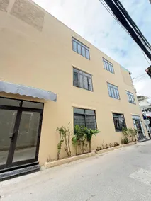 Louis Home - Image 4