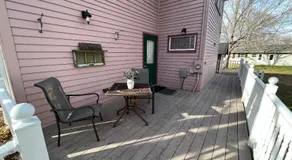 Gwen's Place - Private 2nd Floor - Image 5