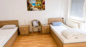 Garden Hostel - Image 2
