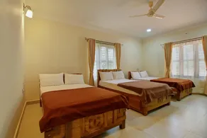OYO Home 23010 - Image 2