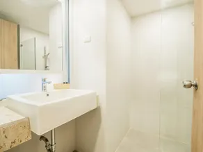 B2 Phrae Boutique and Budget Hotel - Image 4