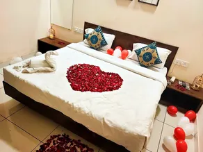 Hotel Amrit - Image 2