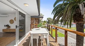 Beautiful Lakeview Retreat, Private Upper Level - Image 3
