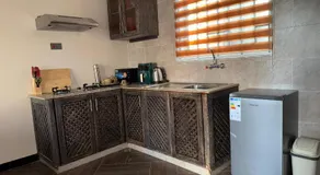 Cj VILLA - Image 5