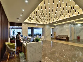 Lianjie Boutique Hotel (Chongqing Jiefangbei Yangtze River Ropeway) - Image 2