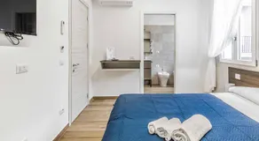 La Perla Rooms - Image 2