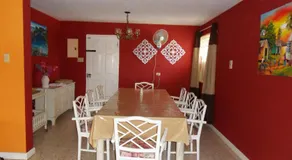 Whistling Villa Runaway Bay - Image 5