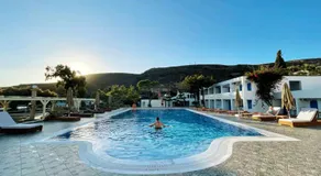 Lagada Beach Hotel - Image 3