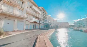 Superbe T2 au calme avec balcon sur la marina - 10 - Image 4