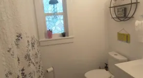 Welcome to Pineapple House!  No Cleaning Fee!...  - Image 3