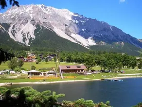 Almfrieden Hotel & Romantikchalet - Image 5