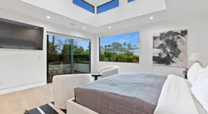 Curson Modern - Image 2