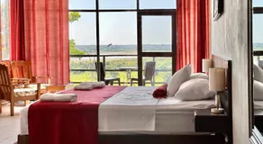La Posada del Cauchero Hotel & Suites - Image 2