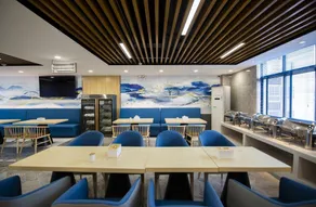 H Hotel - Image 3