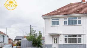 Surrey Suite - Image 3