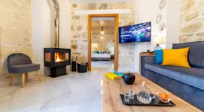 Asmani Apartments with pool - Image 2