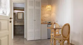Monachofolitses - Image 4