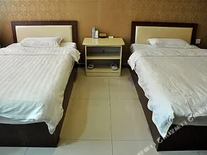 Youpeng Business Hotel - Image 4