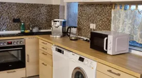 Modern eingerichtete 3-Zi-Ferienwohnung zu vermieten - Image 3