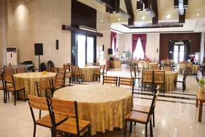 Thong's Inn Hotel Kualanamu - Image 4
