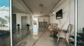 Golden Coast Suites - Image 3