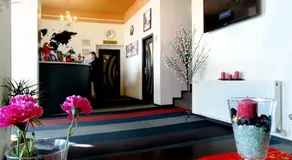 Prince Hotel - Image 4