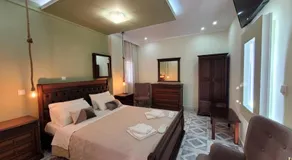 Evgatis Hotel - Image 2