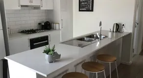 Discover Warilla - Bright and Airy Townhouse near the Beach and Lake - Image 3