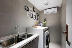 Home Inn Selected Hangzhou West Lake Wulin Square Center - Image 5