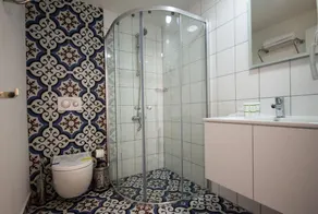 Mojo Otel Beach - Image 2