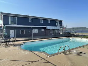 Sunset Motel - Image 5