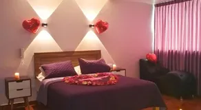 Montreal Hostal - Image 2