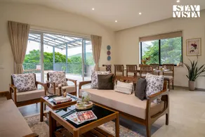 StayVista's Amber & Mist - 5BHK Mountain-View Villa with Orchard - Image 4