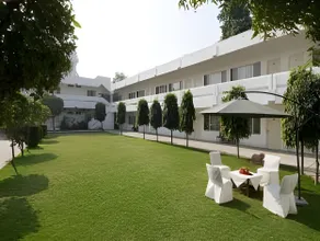 Grand Hotel Agra - Image 4