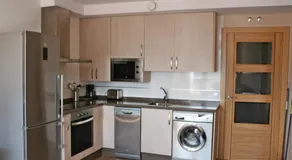 Los Casares - Image 4